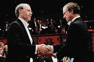 Dr. Phillip A. Sharp accepts the 1993 Nobel Prize for Physiology or Medicine from Swedish King Carl XVI Gustaf in Stockholm. Photo courtesy of Tobbe Gustavsson/Reportagebild/TT/Sipa USA